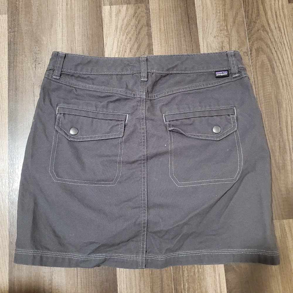 Patagonia grey mini skirt size 4